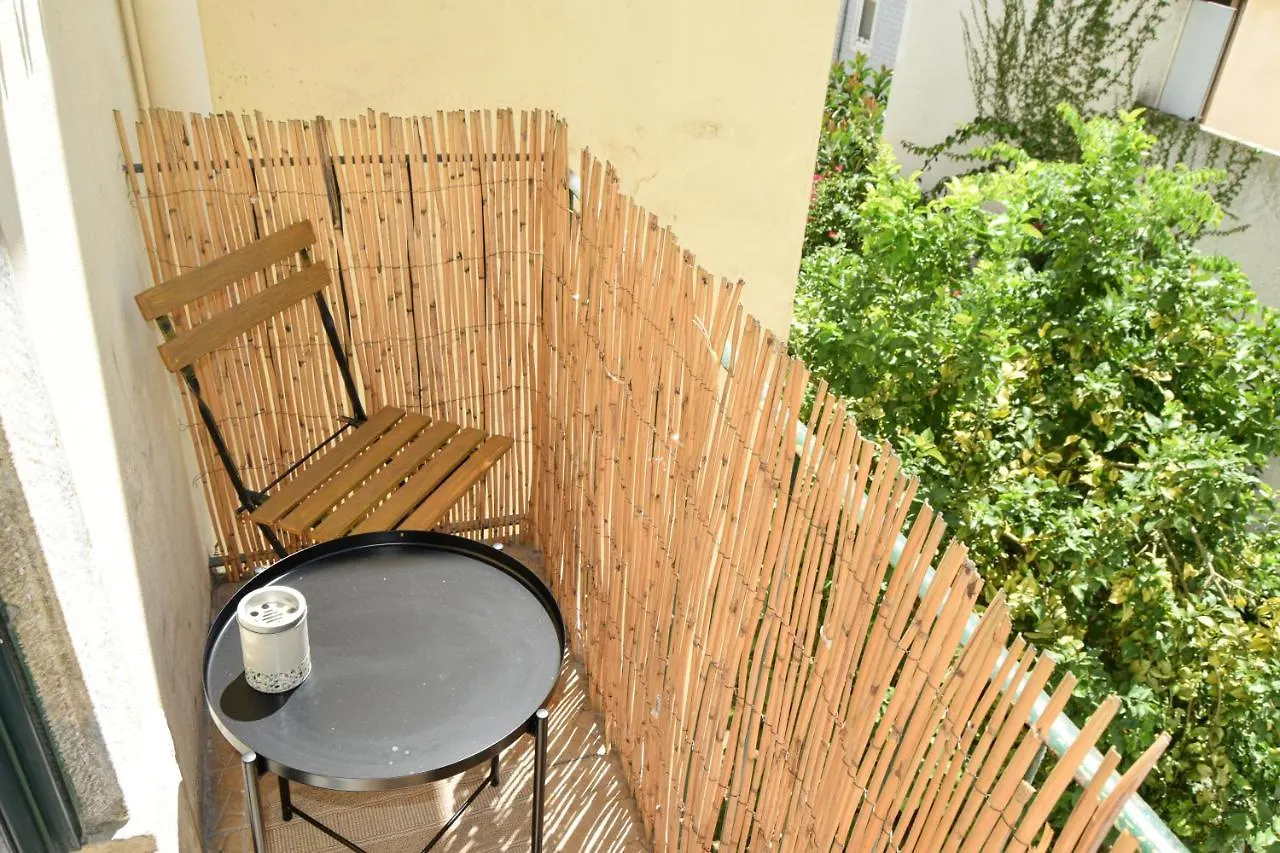 Central Lisbon Rooms In Palmira Shared Apartment For Surf Lovers 0*,