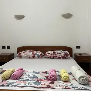 ~villa Gloria~ 3*, Durrës Albanien