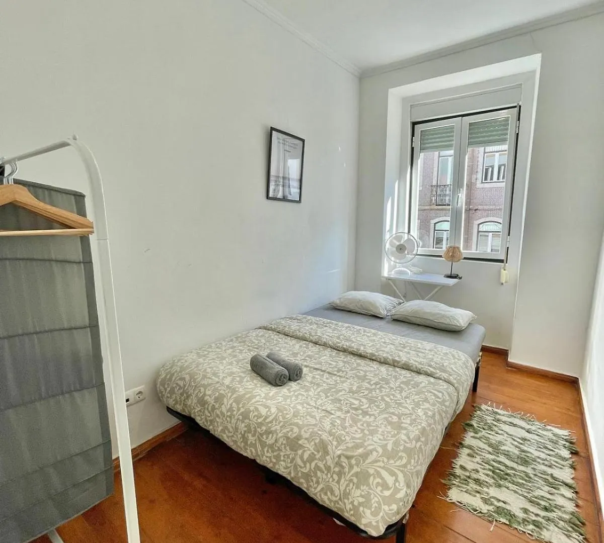 Central Lisbon Rooms In Palmira Shared Apartment For Surf Lovers 0*,